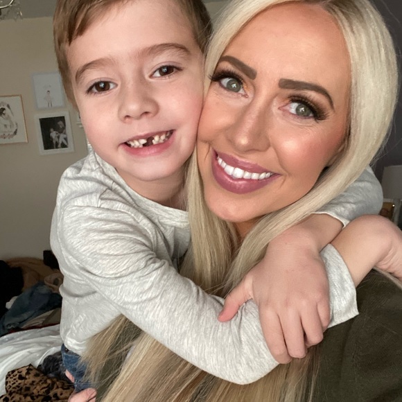 Meet your Posher, Mikell - Picture 4 of 6